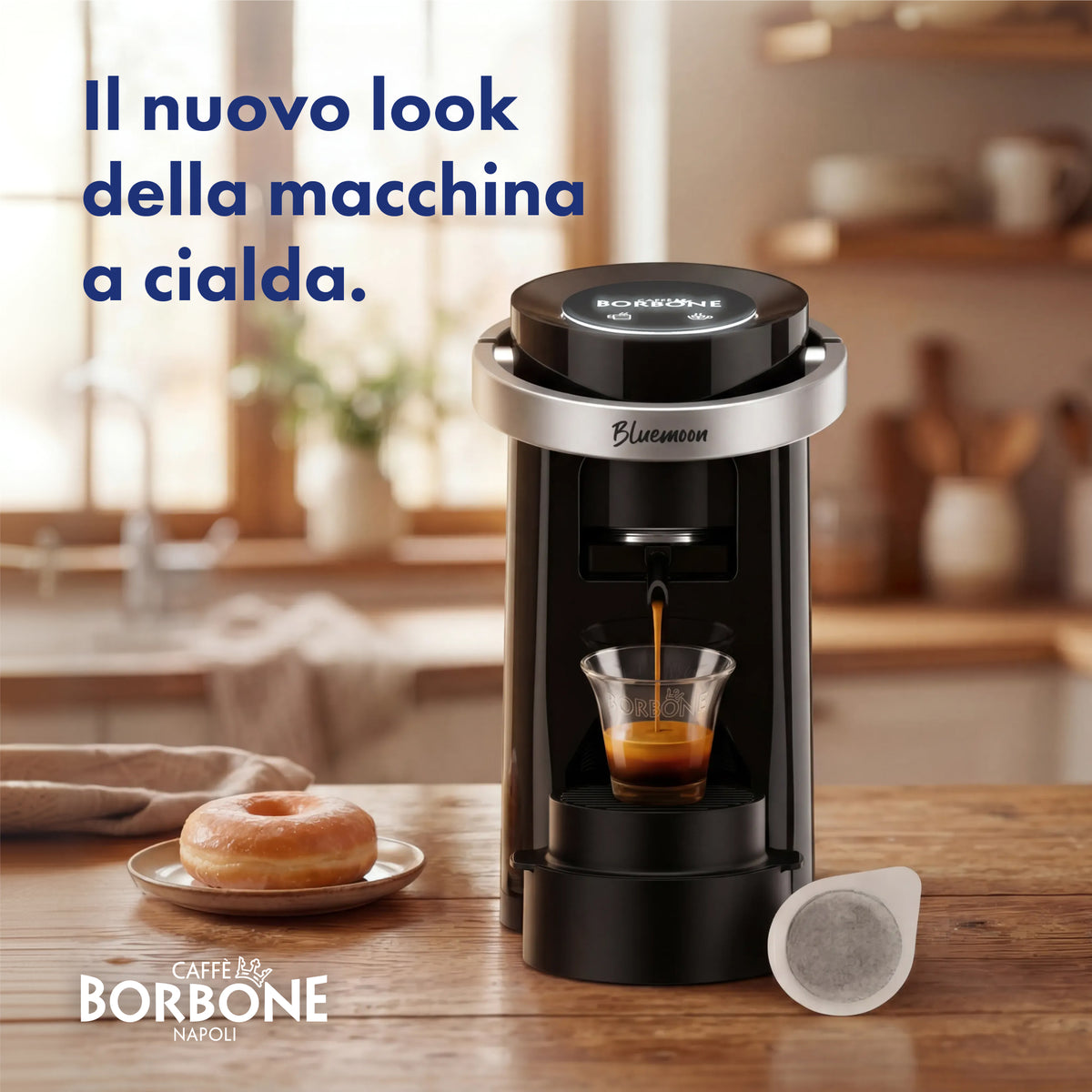 KIT Macchina Bluemoon NERA con 300 cialde miscela blu e 8 bicchierini di vetro